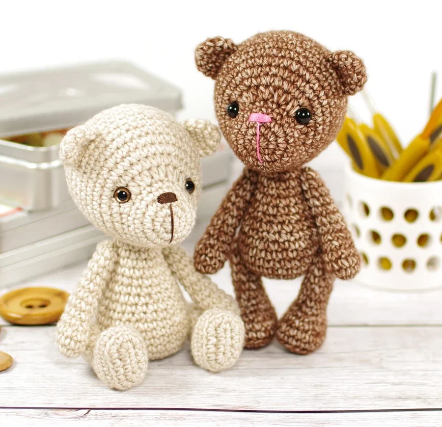 Free Crochet Teddy Bear Pattern with Moveable Joints